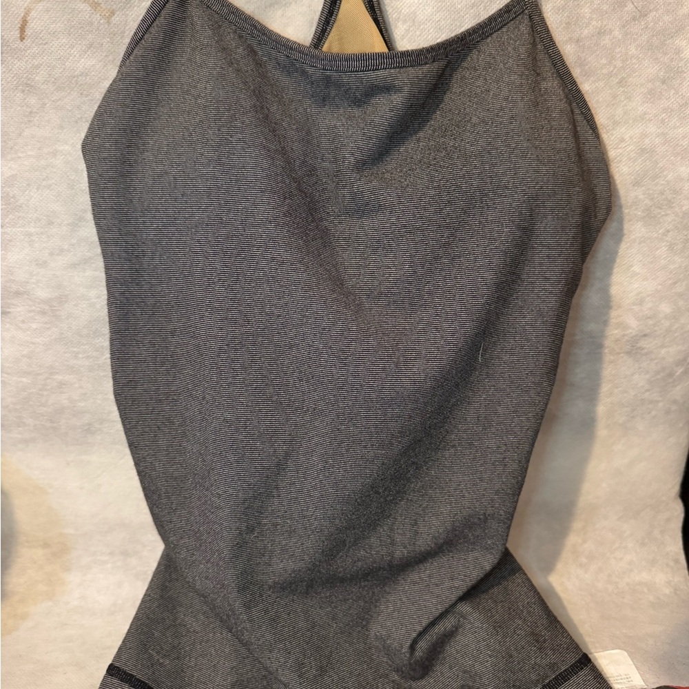 Lululemon racer back tank top size 8
